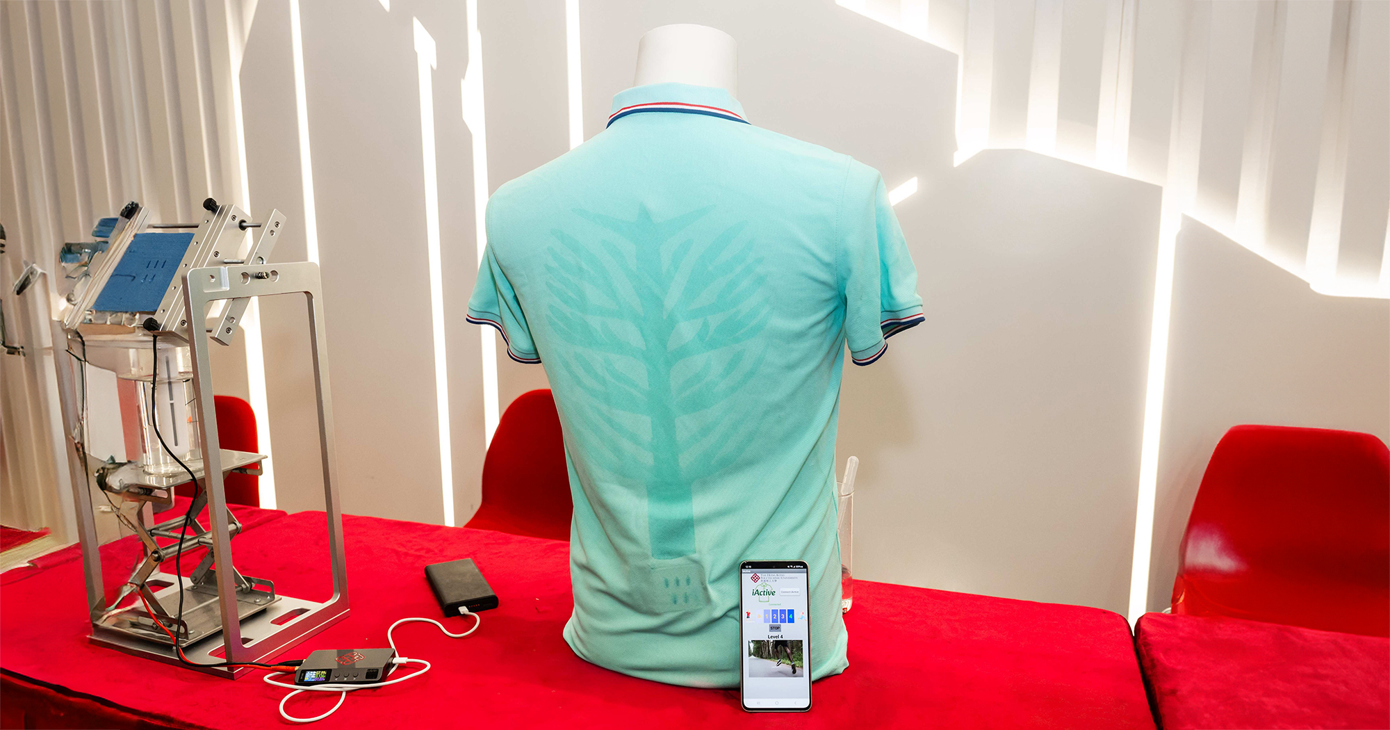 iActive branching sweat transport and active perspiration mechanism